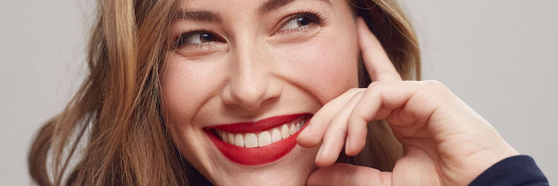 A woman with Natural-Looking Porcelain Veneers in Birmingham, AL